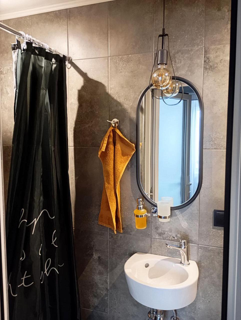City Center Artmania Apartments Chişinǎu Buitenkant foto