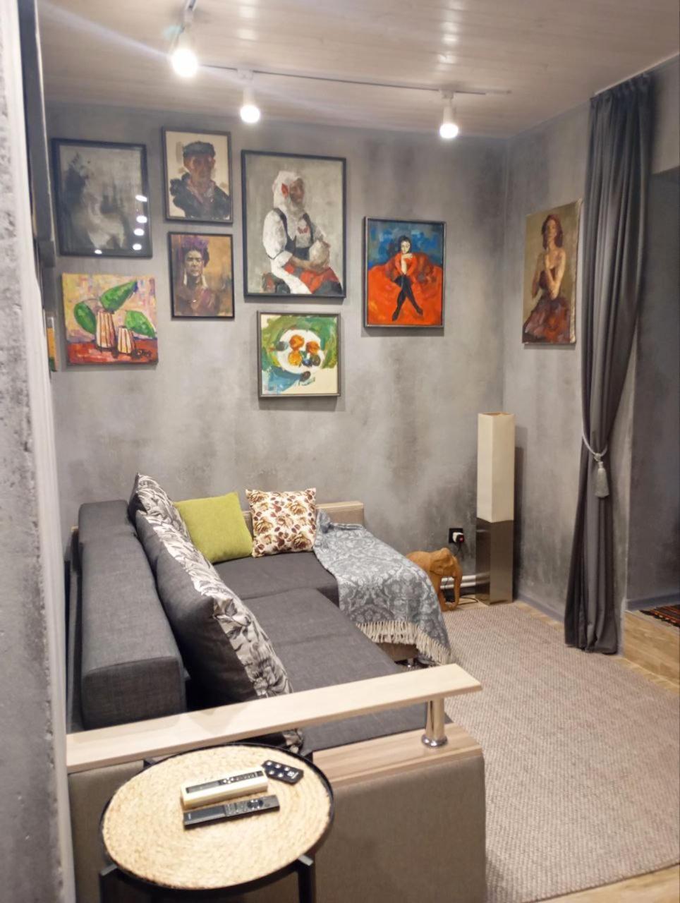 City Center Artmania Apartments Chişinǎu Buitenkant foto
